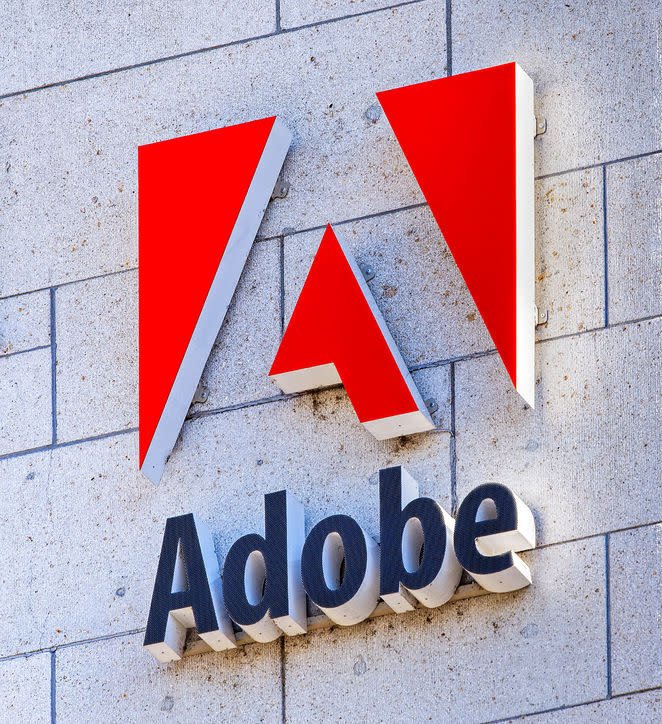 Analyst Sentiment Remains Strong on Adobe (ADBE) Amid Ongoing Regulatory Challenges