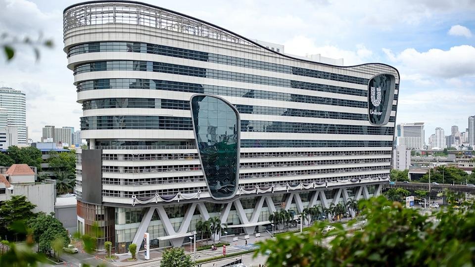 artzenter / Shutterstock.com